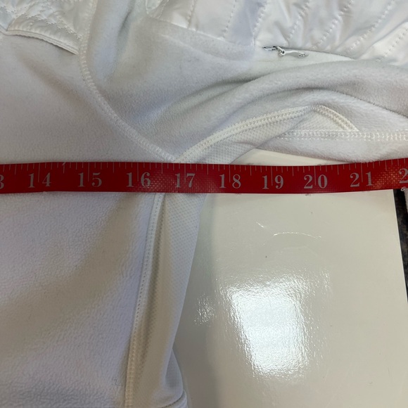 Lululemon Fleecy Keen Jacket Size 8 - Picture 8 of 11